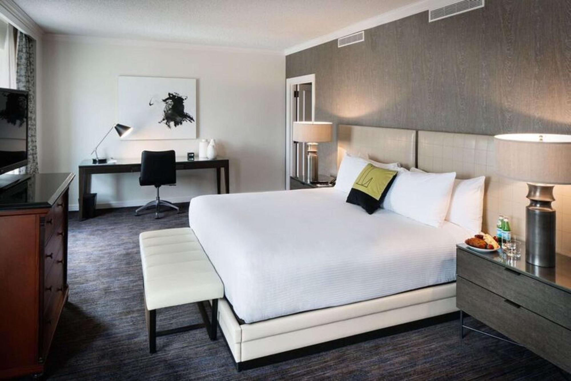 מלון The Logan Philadelphia, Curio Collection By Hilton מראה חיצוני תמונה
